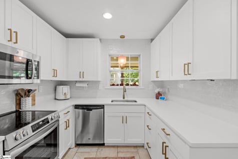 925 Cleveland Street Greenville SC 29601