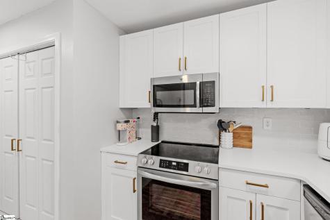 925 Cleveland Street Greenville SC 29601
