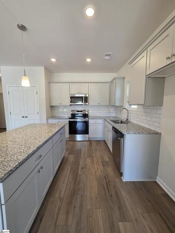 407 Dodger Avenue Chesnee SC 29323