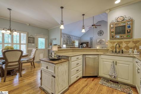 309 Swamp Fox Road Spartanburg SC 29306