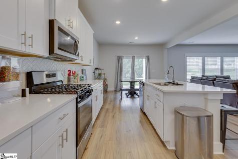 208 Roderick Lane Greenville SC 29605