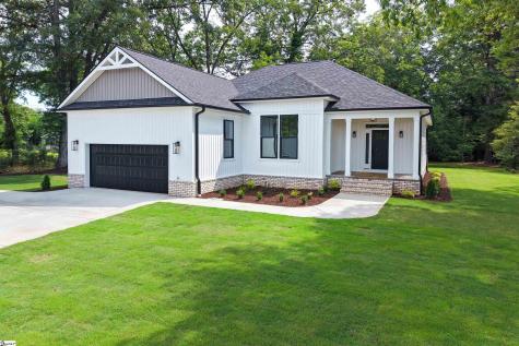 206 Hamilton Street Williamston SC 29697