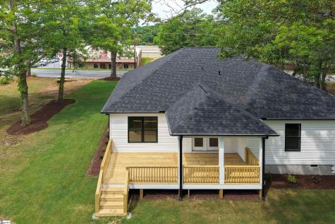 206 Hamilton Street Williamston SC 29697