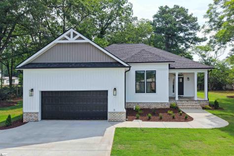 206 Hamilton Street Williamston SC 29697