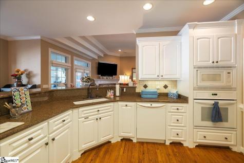 106 Carson Court Easley SC 29642