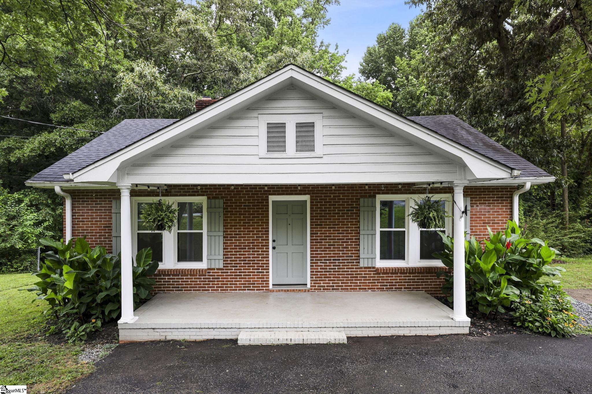 27 Maxie Avenue Greenville SC 29611