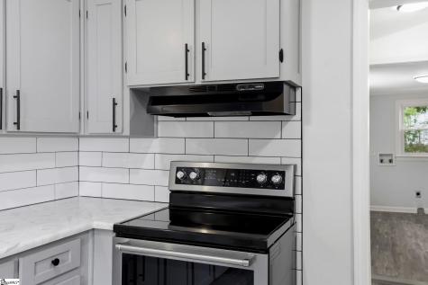 27 Maxie Avenue Greenville SC 29611