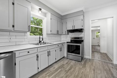 27 Maxie Avenue Greenville SC 29611
