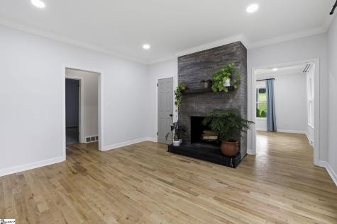 27 Maxie Avenue Greenville SC 29611