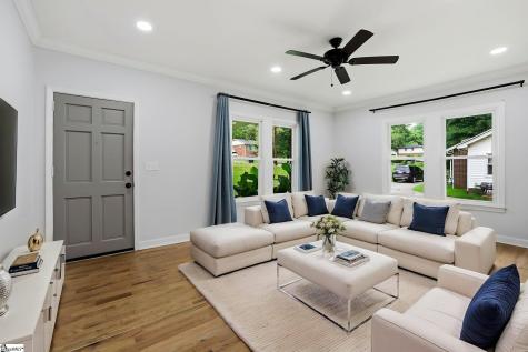 27 Maxie Avenue Greenville SC 29611
