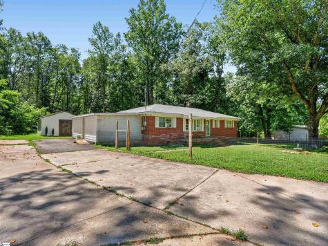 604 Belue Mill Road Landrum SC 29356