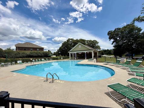 10 Belgian Blue Way Fountain Inn SC 29644