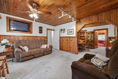 1310 Camp Creek Road Taylors SC 29687