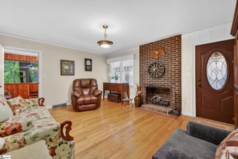 1310 Camp Creek Road Taylors SC 29687