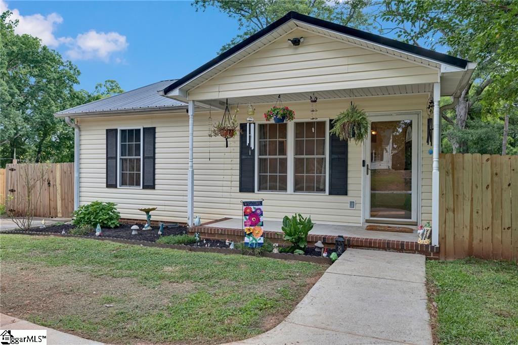 1020 Elizabeth Street Anderson SC 29624