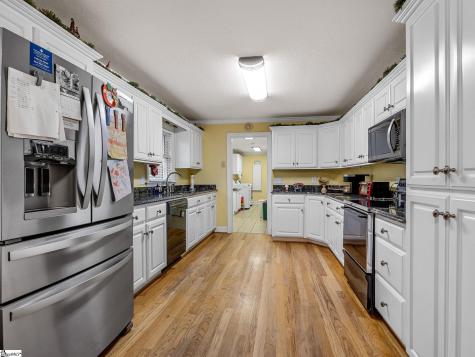 170 Oak Ridge Drive Jonesville SC 29353