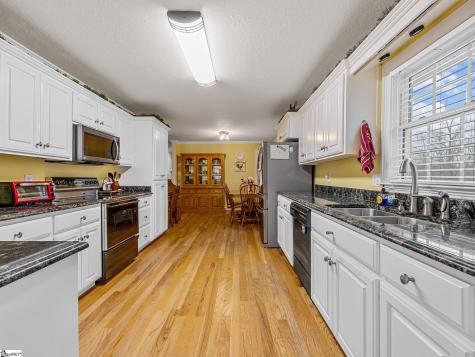 170 Oak Ridge Drive Jonesville SC 29353