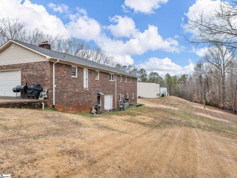 170 Oak Ridge Drive Jonesville SC 29353