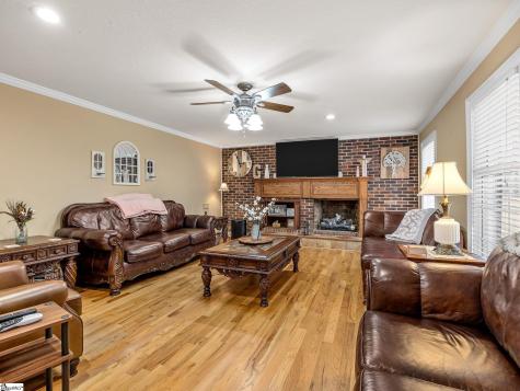 170 Oak Ridge Drive Jonesville SC 29353