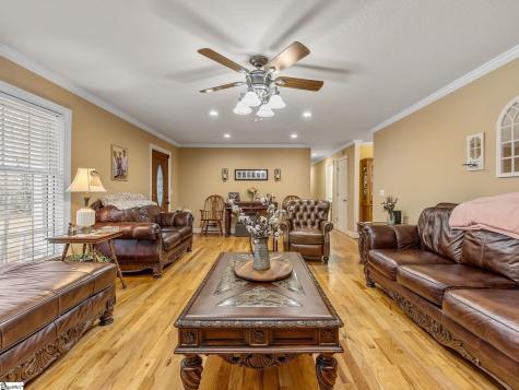 170 Oak Ridge Drive Jonesville SC 29353