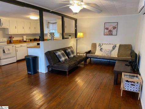 305 E Cherokee Street Chesnee SC 29323