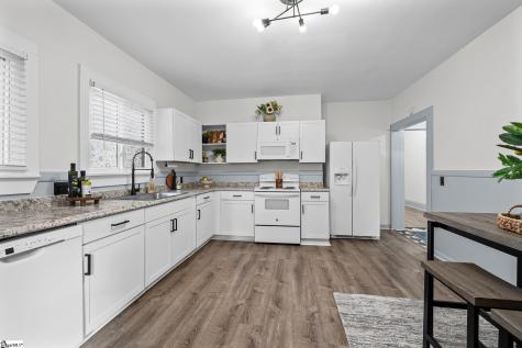 5 Conyers Street Greenville SC 29609