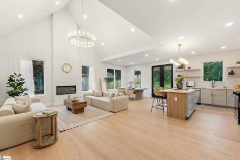 115 Plantation Pointe Anderson SC 29625
