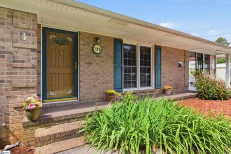 136 Country Club Road Gaffney SC 29340