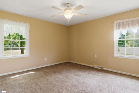 136 Country Club Road Gaffney SC 29340
