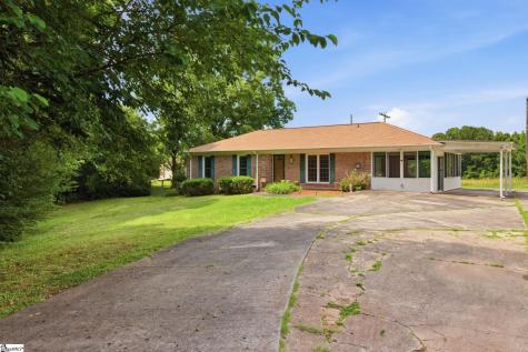 136 Country Club Road Gaffney SC 29340