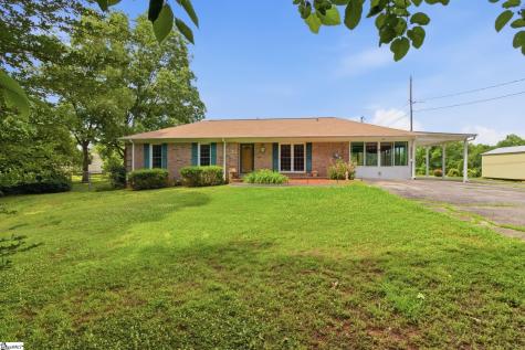 136 Country Club Road Gaffney SC 29340