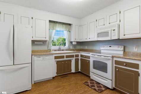 136 Country Club Road Gaffney SC 29340