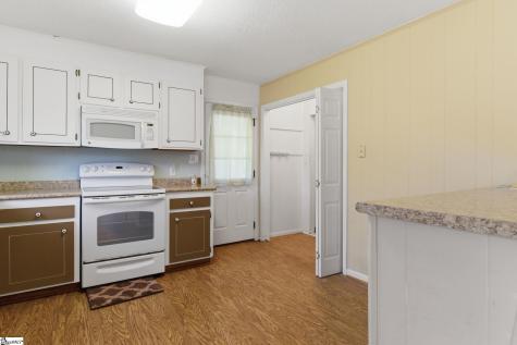 136 Country Club Road Gaffney SC 29340