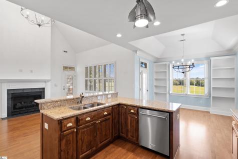 726 Cross Creek Drive Seneca SC 29678