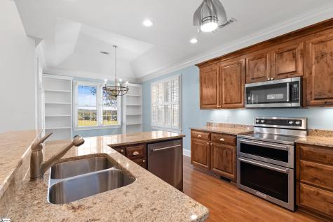 726 Cross Creek Drive Seneca SC 29678