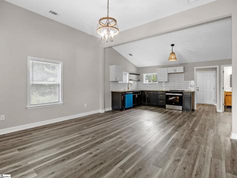 206 Claremont Street Gaffney SC 29341