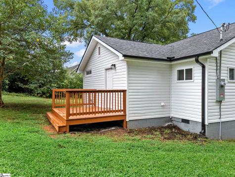 206 Claremont Street Gaffney SC 29341