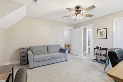 103 W Chestnut Court Central SC 29630