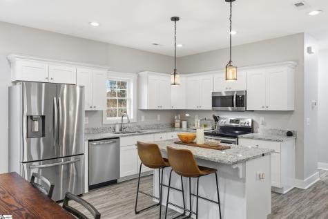 103 W Chestnut Court Central SC 29630