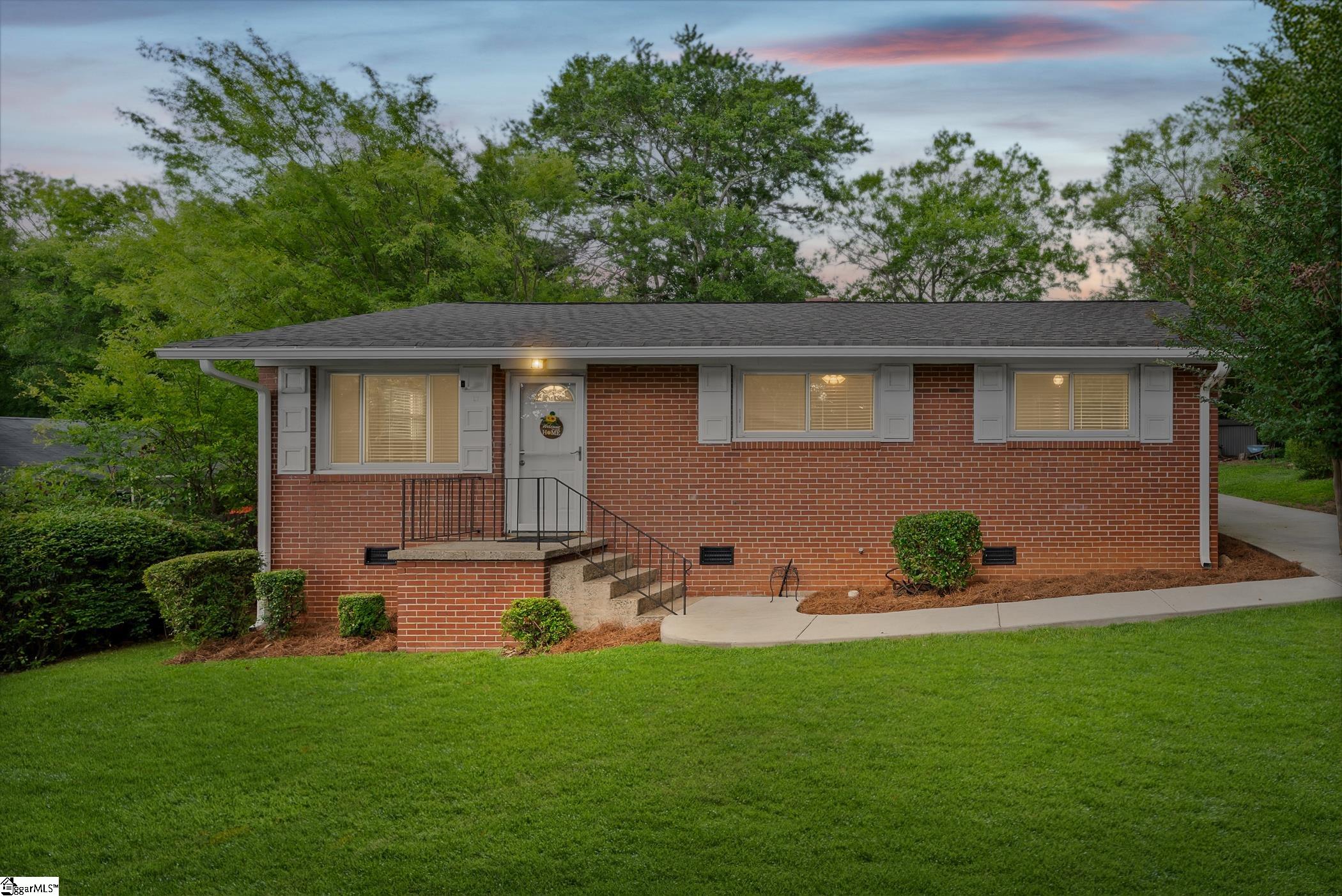 17 Eisenhower Drive Greenville SC 29607