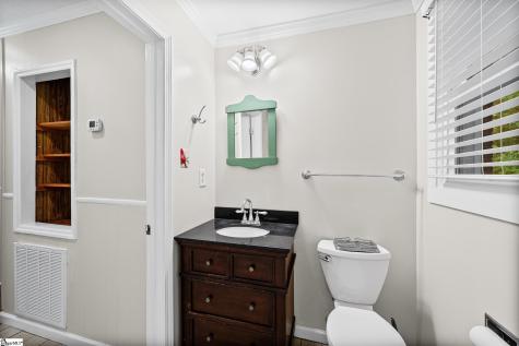 17 Eisenhower Drive Greenville SC 29607
