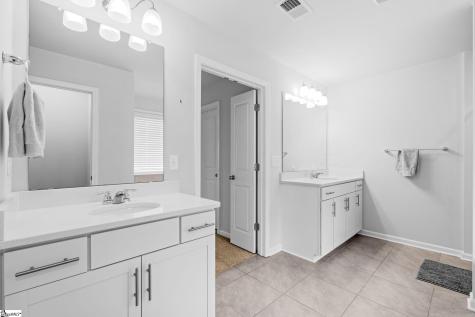 809 Jadeite Way Duncan SC 29334