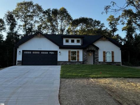 135 Westwood Circle Anderson SC 29626