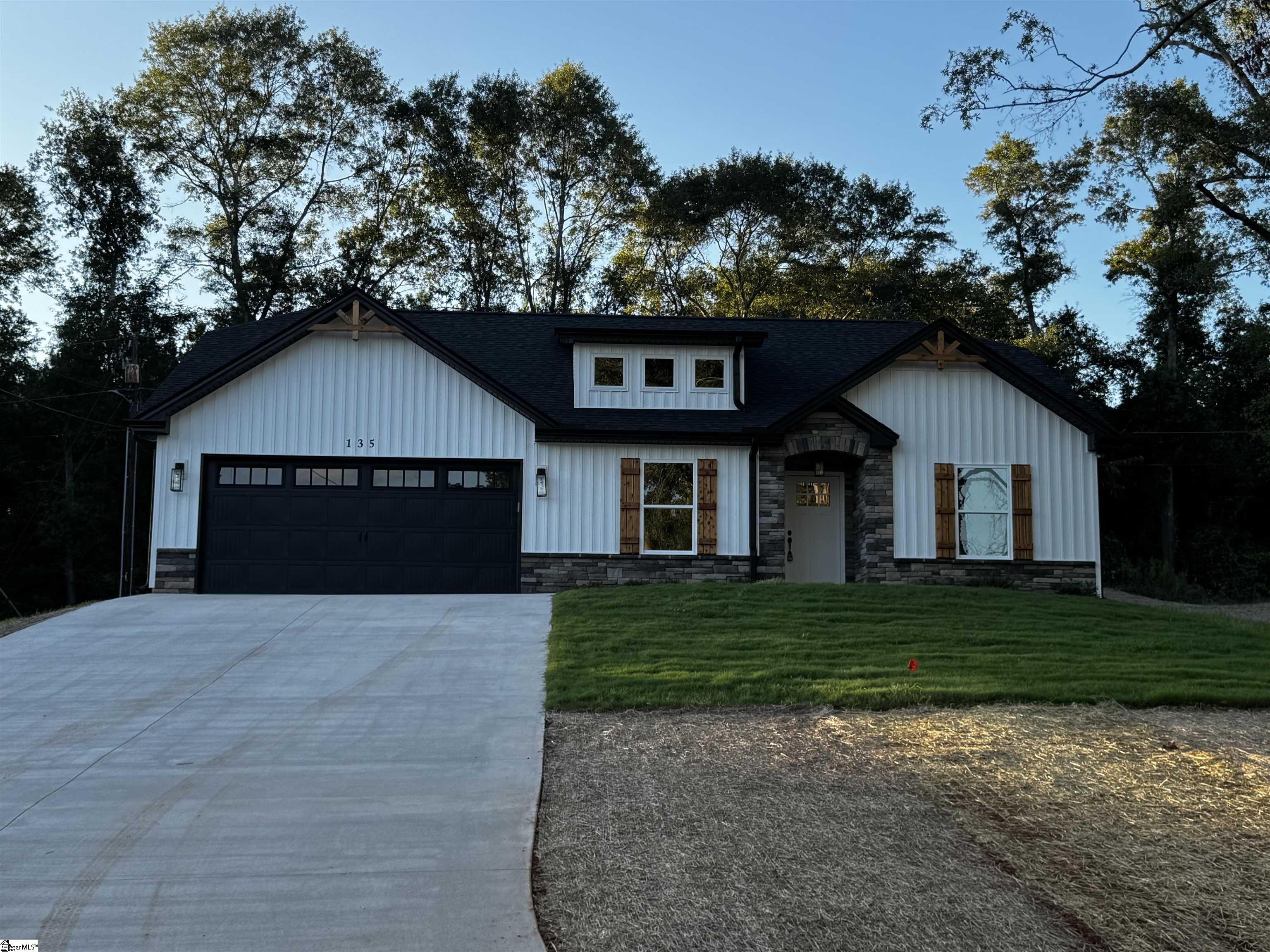 135 Westwood Circle Anderson SC 29626