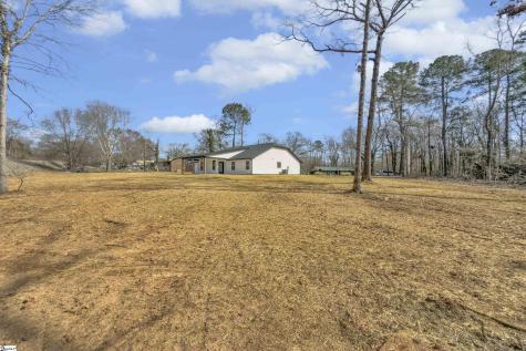 135 Westwood Circle Anderson SC 29626