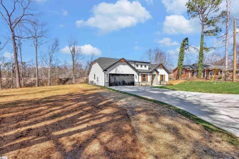 135 Westwood Circle Anderson SC 29626