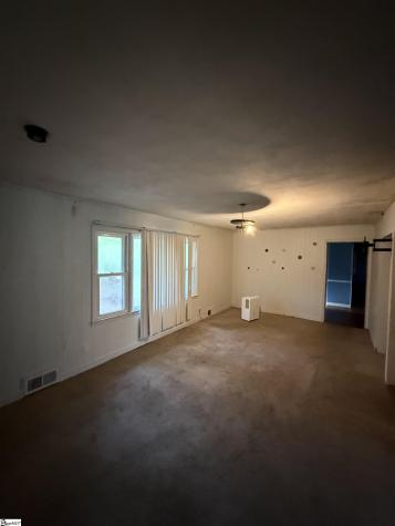 8385 357 Highway Campobello SC 29322