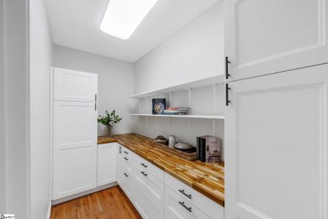 8 Firnstone Court Greenville SC 29607