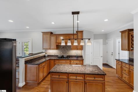 8 Firnstone Court Greenville SC 29607