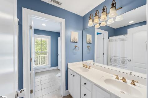 8 Firnstone Court Greenville SC 29607